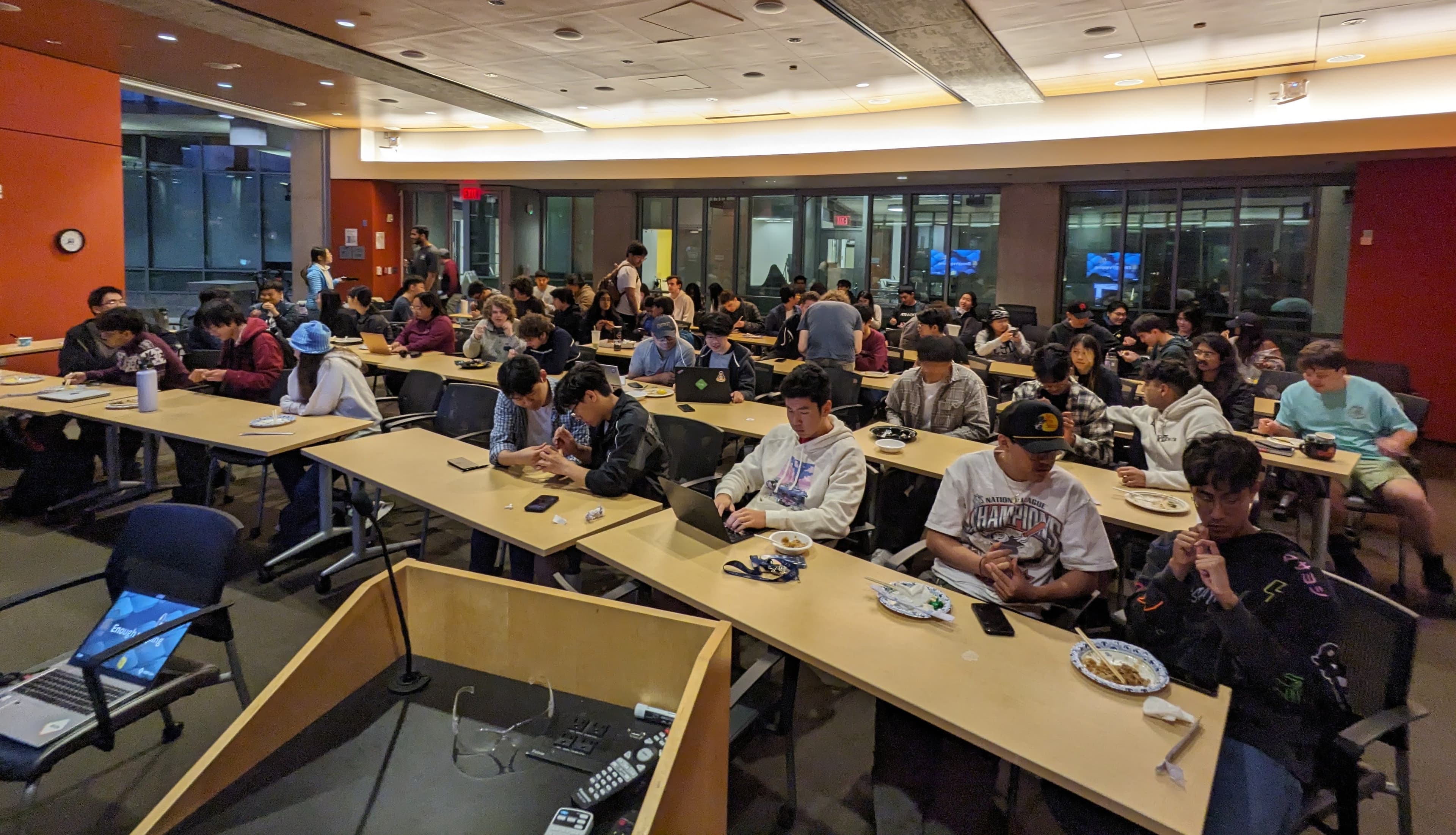 ACM Cyber members pick locks at Lockpicking 101